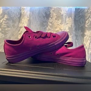 Converse, Vibrant fuchsia, size W6/M4